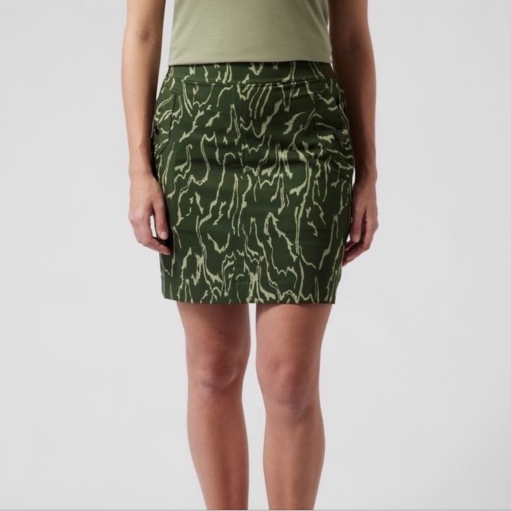Athleta Vienna Skort Green Size 14 Golf Tennis Preppy - Picture 1 of 9